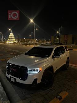 GMC Acadia